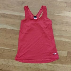 Nike workout top